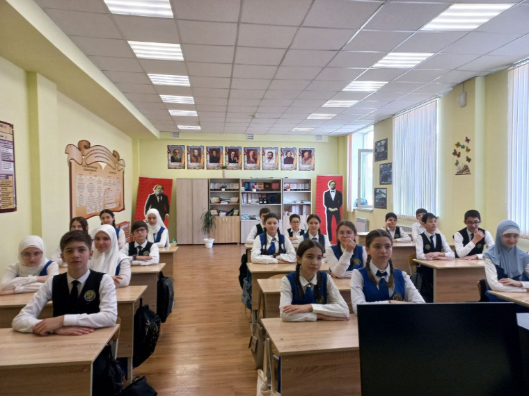 Сегодня, 17 апреля , состоялось очередное занятие курса внеурочной деятельности «Россия – мои горизонты» .